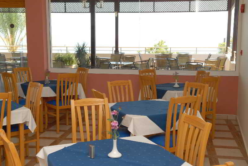 鸢尾花海滩酒店 普罗塔拉斯 外观 照片